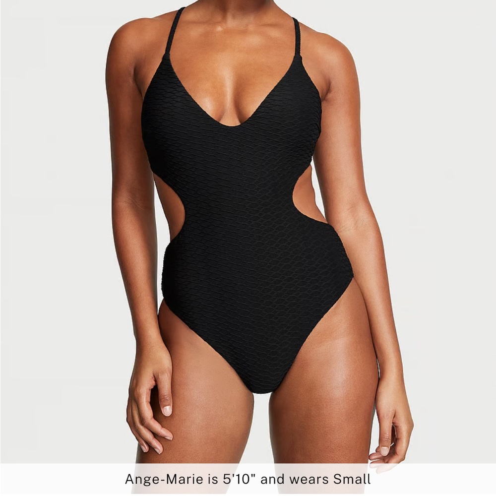 Victoria secret one piece in color black.new with tags.
